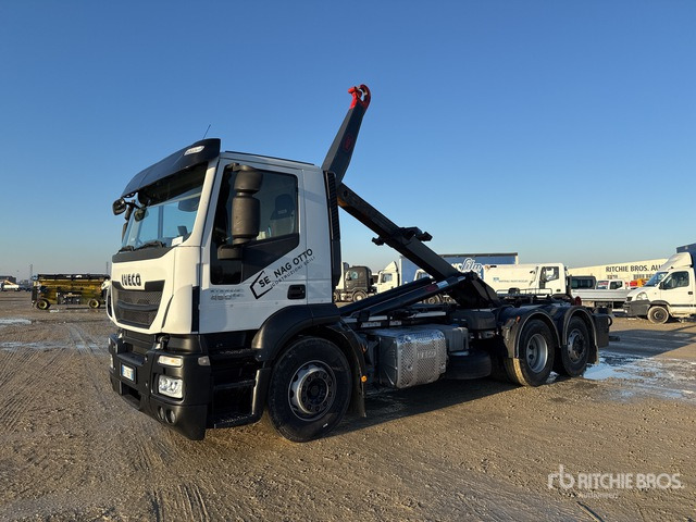 2014 Iveco Stralis 450 6x2 Roll-Off Truck - شاحنة ذات الخطاف: صور 1 2014 Iveco Stralis 450 6x2 Roll-Off Truck - شاحنة ذات الخطاف: صور 1