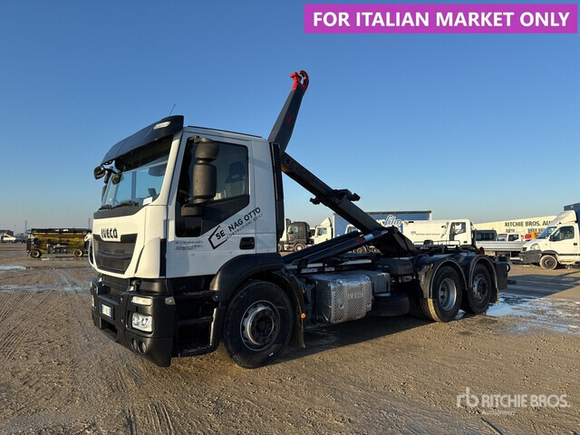 2014 Iveco Stralis 450 6x2 Roll-Off Truck - شاحنة ذات الخطاف: صور 2 2014 Iveco Stralis 450 6x2 Roll-Off Truck - شاحنة ذات الخطاف: صور 2