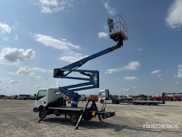 2015 Nissan Cabstar 35.12 2015 Socage DA320 20 m on Bucket Truck - مصاعد الازدهار محمولة على شاحنة: صور 4 2015 Nissan Cabstar 35.12 2015 Socage DA320 20 m on Bucket Truck - مصاعد الازدهار محمولة على شاحنة: صور 4