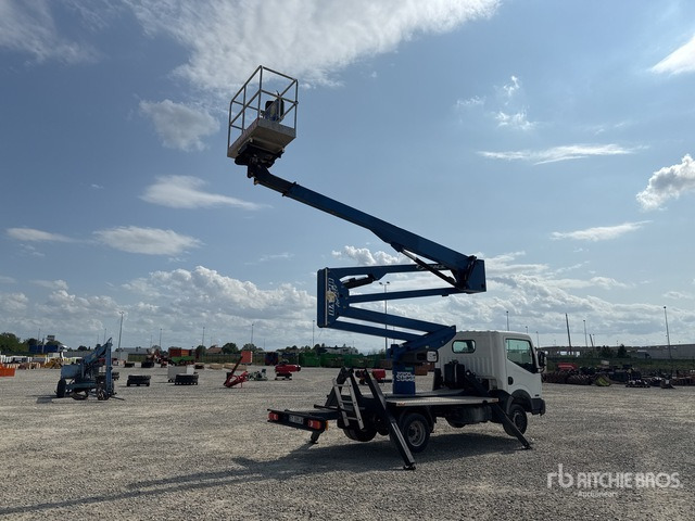 2015 Nissan Cabstar 35.12 2015 Socage DA320 20 m on Bucket Truck - مصاعد الازدهار محمولة على شاحنة: صور 3 2015 Nissan Cabstar 35.12 2015 Socage DA320 20 m on Bucket Truck - مصاعد الازدهار محمولة على شاحنة: صور 3