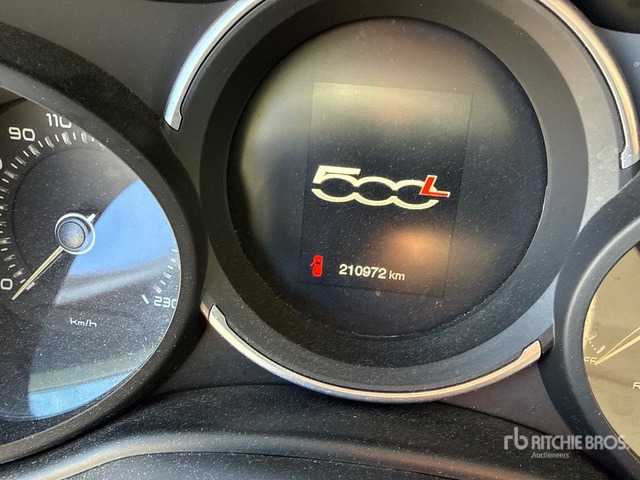 2017 Fiat 500L Automobile - سيارة: صور 1 2017 Fiat 500L Automobile - سيارة: صور 1