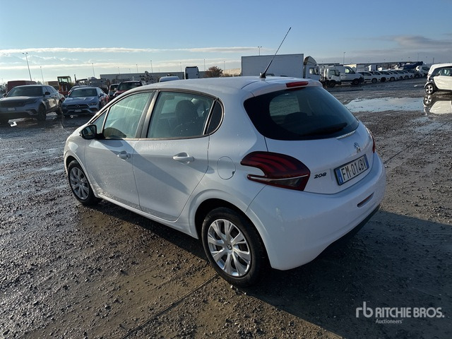 2017 Peugeot 208 BERLINA MIX BLUEHDI Automobile - سيارة: صور 2 2017 Peugeot 208 BERLINA MIX BLUEHDI Automobile - سيارة: صور 2