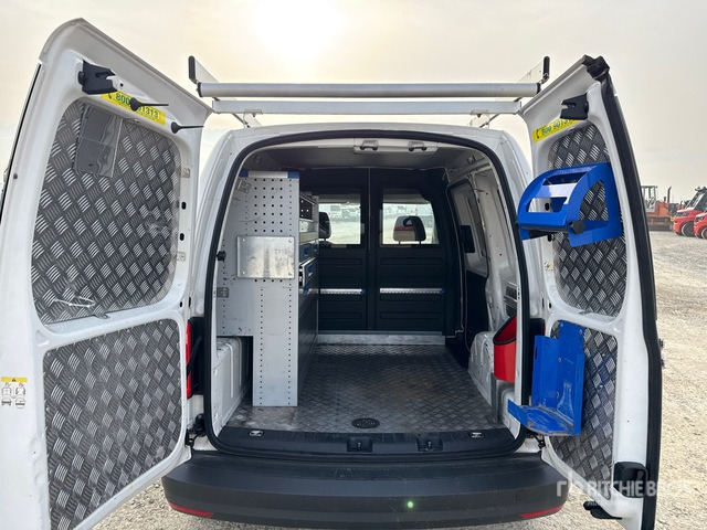 2017 Volkswagen Caddy 2.0 TDCI 122 CV E6 4 MOTION Van Truck - بصندوق مغلق شاحنة: صور 5 2017 Volkswagen Caddy 2.0 TDCI 122 CV E6 4 MOTION Van Truck - بصندوق مغلق شاحنة: صور 5