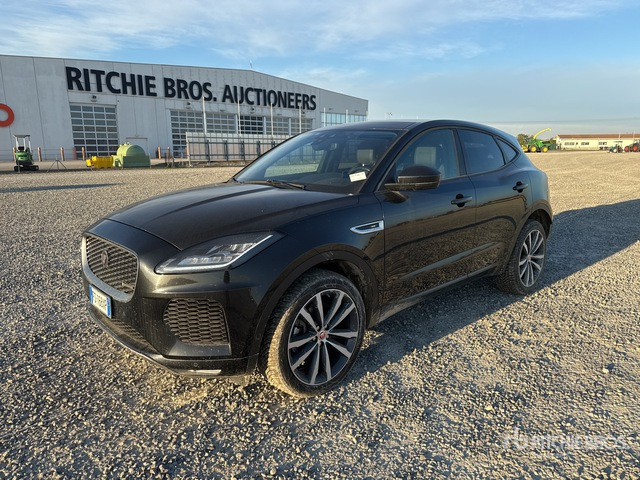 2018 Jaguar E Pace 2.0D I4 R-DYNAMIC SE 4WD 240CV SUV - سيارة دفع رباعي: صور 3 2018 Jaguar E Pace 2.0D I4 R-DYNAMIC SE 4WD 240CV SUV - سيارة دفع رباعي: صور 3