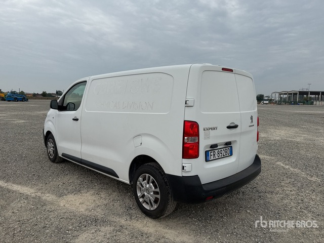 2018 Peugeot Expert Autocarro furgonato - فان المدمجة: صور 4 2018 Peugeot Expert Autocarro furgonato - فان المدمجة: صور 4