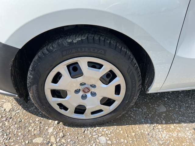 2020 Fiat Doblo CARGO MAXI 1.6 MJET 120CV LOUNGE Van Truck - فان المدمجة: صور 5 2020 Fiat Doblo CARGO MAXI 1.6 MJET 120CV LOUNGE Van Truck - فان المدمجة: صور 5