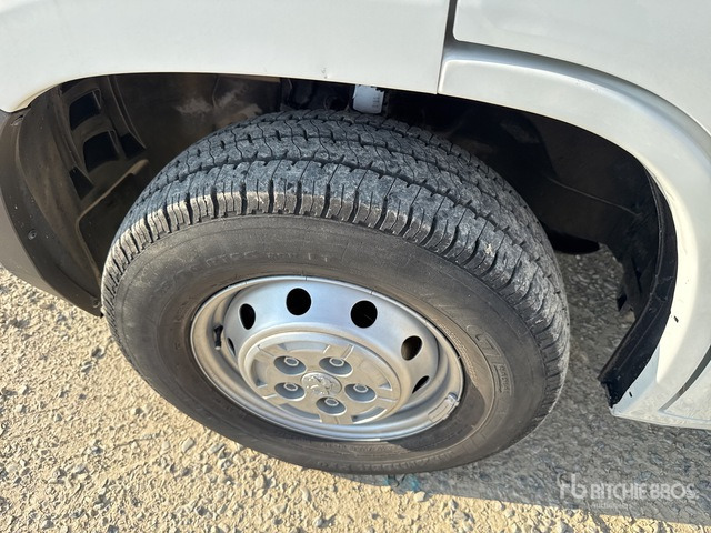 2020 Peugeot Boxer 333 L3H2 2.2 BLUEHDU 140CV S&S Van Truck - فان المدمجة: صور 5 2020 Peugeot Boxer 333 L3H2 2.2 BLUEHDU 140CV S&S Van Truck - فان المدمجة: صور 5