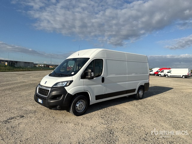 2020 Peugeot Boxer 333 L3H2 2.2 BLUEHDU 140CV S&S Van Truck - فان المدمجة: صور 1 2020 Peugeot Boxer 333 L3H2 2.2 BLUEHDU 140CV S&S Van Truck - فان المدمجة: صور 1