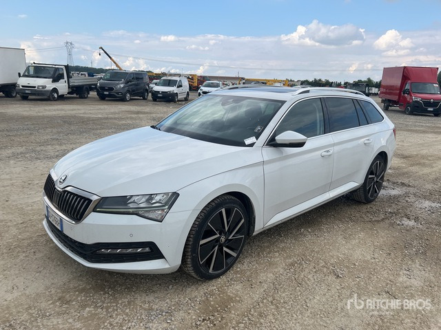 2020 Skoda Superb Wagon 2.0 TDI EVO 150CV EXECUTIVE Automobile - سيارة: صور 1 2020 Skoda Superb Wagon 2.0 TDI EVO 150CV EXECUTIVE Automobile - سيارة: صور 1