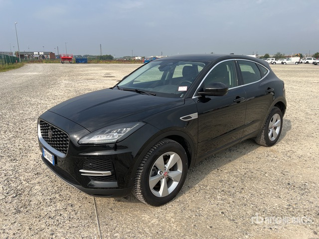 2021 Jaguar E Pace 2.0D D163 S AUTO 4WD SUV - سيارة دفع رباعي: صور 2 2021 Jaguar E Pace 2.0D D163 S AUTO 4WD SUV - سيارة دفع رباعي: صور 2