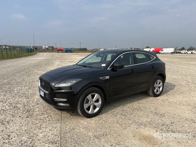 2021 Jaguar E Pace 2.0D D163 S AUTO 4WD SUV - سيارة دفع رباعي: صور 3 2021 Jaguar E Pace 2.0D D163 S AUTO 4WD SUV - سيارة دفع رباعي: صور 3