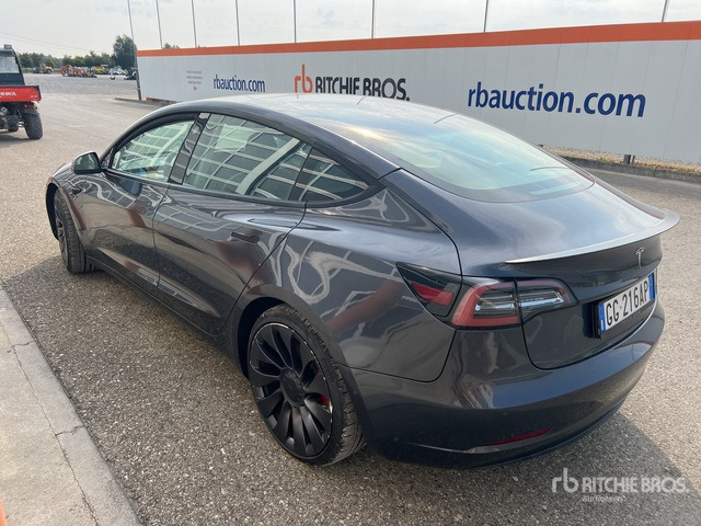 2021 Tesla Model 3 3 PERFORMANCE DUAL MOTOR 4WD Automobile - سيارة: صور 3 2021 Tesla Model 3 3 PERFORMANCE DUAL MOTOR 4WD Automobile - سيارة: صور 3