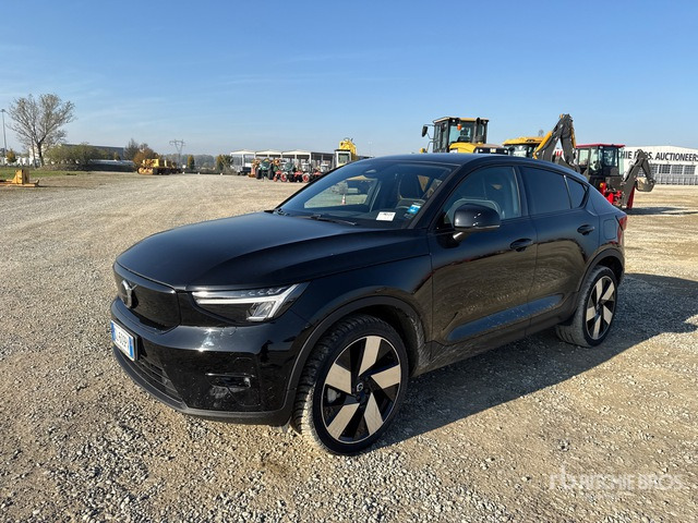 2021 Volvo C40 SUV - سيارة دفع رباعي: صور 2 2021 Volvo C40 SUV - سيارة دفع رباعي: صور 2