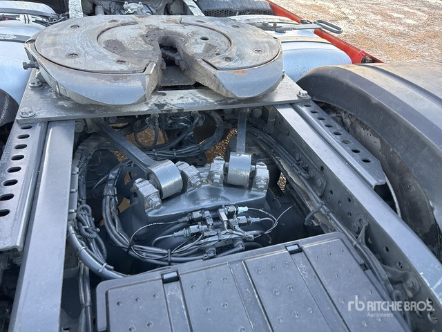 2022 Mercedes-Benz Actros 1845 4x2 S/A Sleeper Truck Tractor - شاحنة جرار: صور 4 2022 Mercedes-Benz Actros 1845 4x2 S/A Sleeper Truck Tractor - شاحنة جرار: صور 4