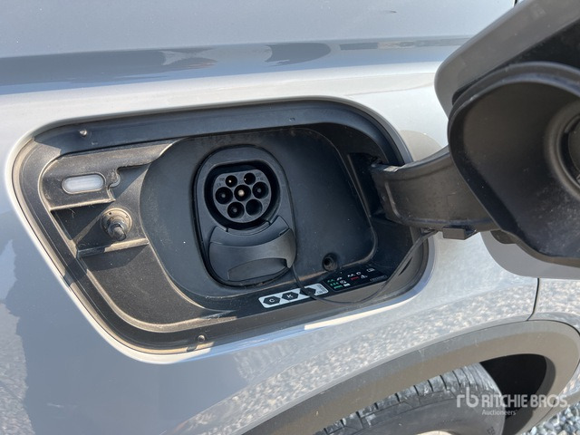 2023 Audi Q4 Electric E-TRON SUV - سيارة دفع رباعي: صور 4 2023 Audi Q4 Electric E-TRON SUV - سيارة دفع رباعي: صور 4