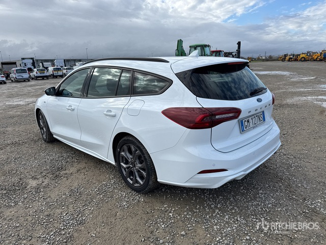 2023 Ford Focus 1.5 ECOBLUE 120CV ST-LINE AUTO Station Wagon - سيارة ستيشن: صور 2 2023 Ford Focus 1.5 ECOBLUE 120CV ST-LINE AUTO Station Wagon - سيارة ستيشن: صور 2