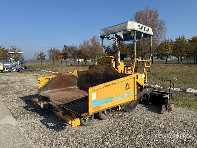 Bitelli BB30 Asphalt Paver - العامل بالقار: صور 1 Bitelli BB30 Asphalt Paver - العامل بالقار: صور 1