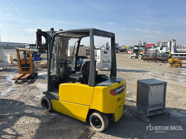 Jungheinrich EFG320 Electric Forklift - رافعة شوكية كهربائية: صور 3 Jungheinrich EFG320 Electric Forklift - رافعة شوكية كهربائية: صور 3
