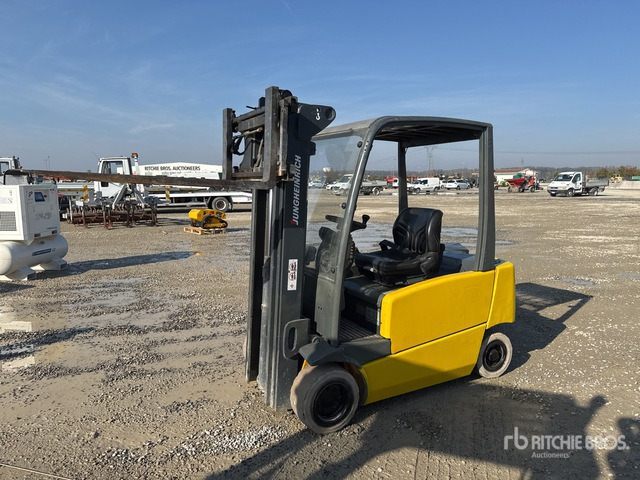 Jungheinrich EFG320 Electric Forklift - رافعة شوكية كهربائية: صور 1 Jungheinrich EFG320 Electric Forklift - رافعة شوكية كهربائية: صور 1