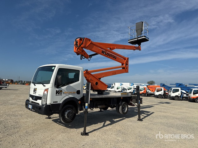Nissan Cabstar 35.12 Piattaforma autocarrata - مصاعد الازدهار محمولة على شاحنة: صور 1 Nissan Cabstar 35.12 Piattaforma autocarrata - مصاعد الازدهار محمولة على شاحنة: صور 1