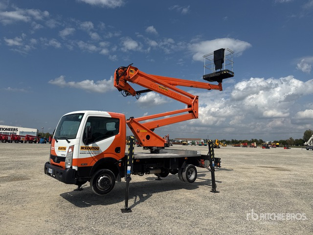 Nissan Cabstar 35.12 Piattaforma autocarrata - مصاعد الازدهار محمولة على شاحنة: صور 2 Nissan Cabstar 35.12 Piattaforma autocarrata - مصاعد الازدهار محمولة على شاحنة: صور 2