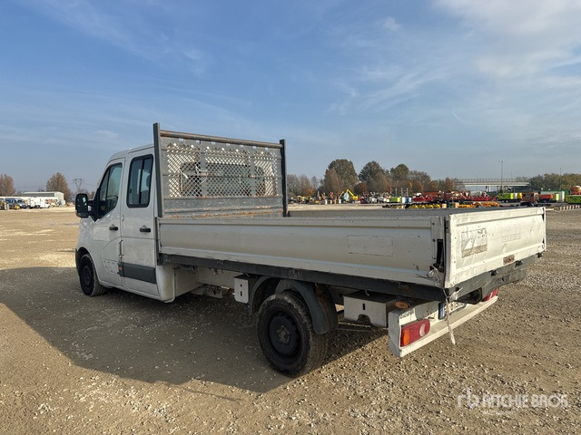 Nissan NV400 Flatbed Truck - شاحنات مسطحة: صور 4 Nissan NV400 Flatbed Truck - شاحنات مسطحة: صور 4