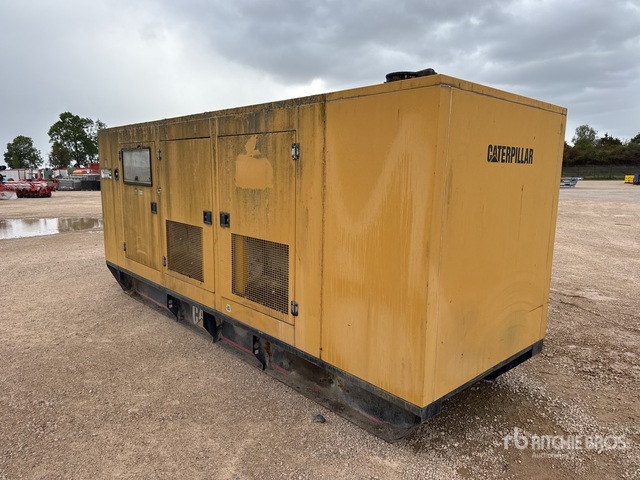 2000 Cat 400 365 kVA Containerized Stand-By ... Generator Set - مجموعة المولدات: صور 3 2000 Cat 400 365 kVA Containerized Stand-By ... Generator Set - مجموعة المولدات: صور 3