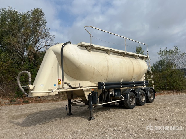 2001 Spitzer Eurovrac S27DRF030 Remorque Citerne Pulverisateur Sprayer Transport Trailer - بلكر: صور 2 2001 Spitzer Eurovrac S27DRF030 Remorque Citerne Pulverisateur Sprayer Transport Trailer - بلكر: صور 2
