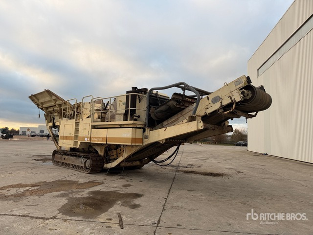 2002 Metso LT1213 Concasseur Impact Crusher - كسارة التصادمية: صور 3 2002 Metso LT1213 Concasseur Impact Crusher - كسارة التصادمية: صور 3