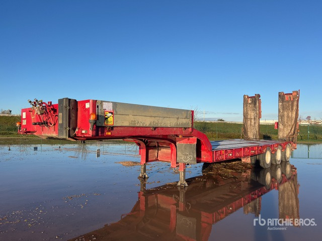 2002 Robuste Kaiser S5703P Tri/A Semi-Remorque Porte-Engin ... Lowboy Trailer - عربة مسطحة منخفضة نصف مقطورة: صور 1 2002 Robuste Kaiser S5703P Tri/A Semi-Remorque Porte-Engin ... Lowboy Trailer - عربة مسطحة منخفضة نصف مقطورة: صور 1
