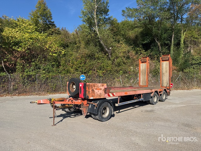 2003 TR AX R243WUL Tri/A Single Drop Remorque Port ... Lowboy Trailer - شاحنة نقل سيارات مقطورة: صور 2 2003 TR AX R243WUL Tri/A Single Drop Remorque Port ... Lowboy Trailer - شاحنة نقل سيارات مقطورة: صور 2