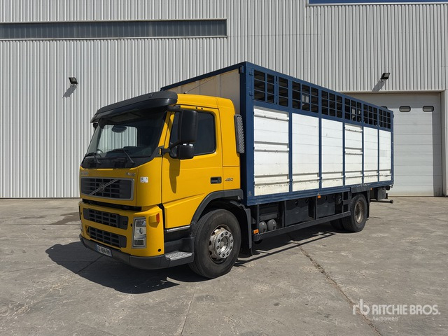 2003 Volvo FM12 420 4x2 Camion Betaillere Livestock Truck - التقطيع جزازة/ ماكينات قطع الحشائش: صور 1 2003 Volvo FM12 420 4x2 Camion Betaillere Livestock Truck - التقطيع جزازة/ ماكينات قطع الحشائش: صور 1
