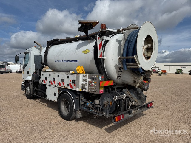 2005 Renault Midlum 220 dCi 2005 Rivard Cleanfos 16T on 4x2 ... Vacuum Excavator Truck - فراغ شاحنة: صور 3 2005 Renault Midlum 220 dCi 2005 Rivard Cleanfos 16T on 4x2 ... Vacuum Excavator Truck - فراغ شاحنة: صور 3