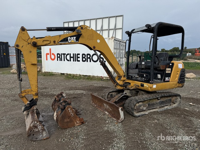 2006 Cat 302.5 Mini-Pelle Mini Excavator: <6.6t - حفارة مصغرة: صور 2 2006 Cat 302.5 Mini-Pelle Mini Excavator: <6.6t - حفارة مصغرة: صور 2