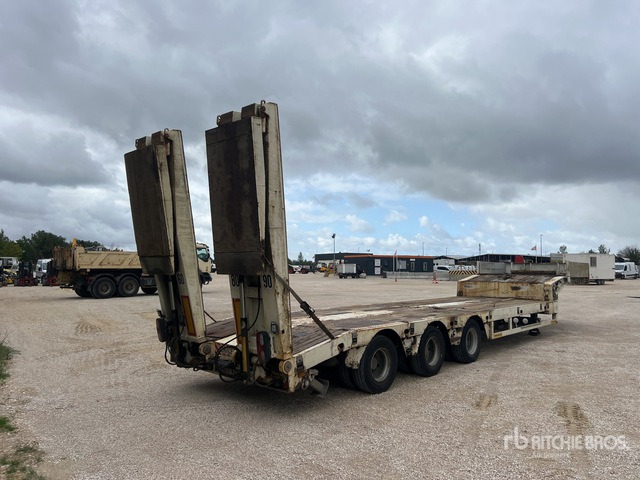2006 Faymonville TL Tri/A Semi-Remorque Porte-Engin ... Lowboy Trailer - عربة مسطحة منخفضة نصف مقطورة: صور 3 2006 Faymonville TL Tri/A Semi-Remorque Porte-Engin ... Lowboy Trailer - عربة مسطحة منخفضة نصف مقطورة: صور 3