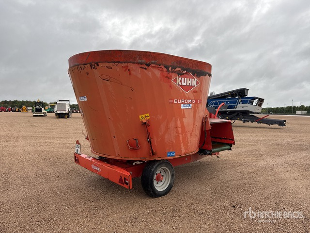2006 Kuhn Euromix I 980 Melangeuse Distributrice Livestock Feeder - آلة خلط وتوزيع الأعلاف: صور 4 2006 Kuhn Euromix I 980 Melangeuse Distributrice Livestock Feeder - آلة خلط وتوزيع الأعلاف: صور 4