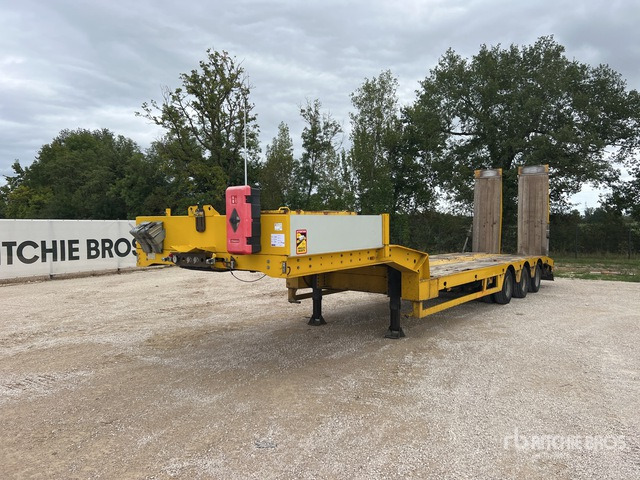 2007 Faymonville TL3GE Tri/A Semi-Remorque Porte-Engin ... Lowboy Trailer - عربة مسطحة منخفضة نصف مقطورة: صور 1 2007 Faymonville TL3GE Tri/A Semi-Remorque Porte-Engin ... Lowboy Trailer - عربة مسطحة منخفضة نصف مقطورة: صور 1