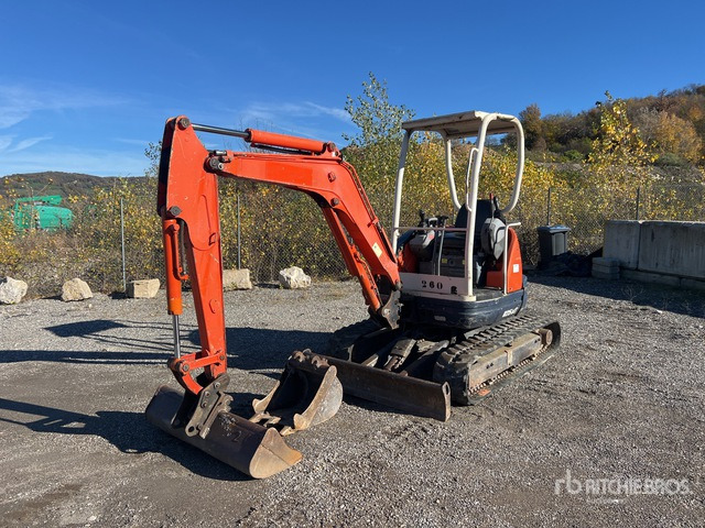 2010 Kubota U25-3 Mini-Pelle Mini Excavator: <6.6t - حفارة مصغرة: صور 1 2010 Kubota U25-3 Mini-Pelle Mini Excavator: <6.6t - حفارة مصغرة: صور 1