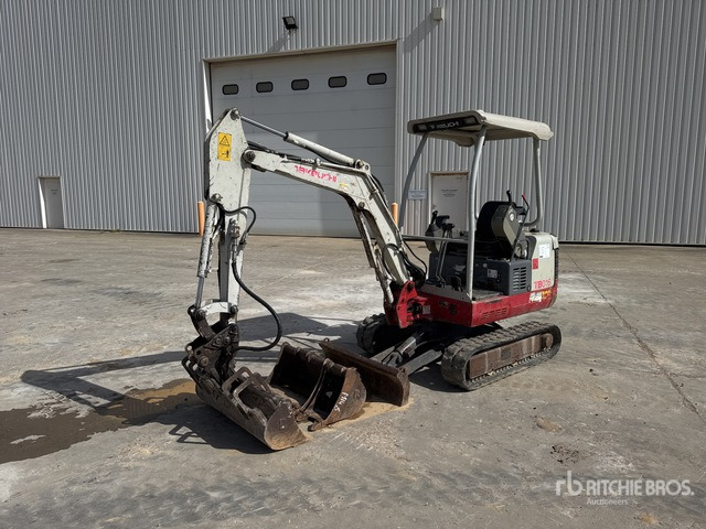 2010 Takeuchi TB016 Mini-Pelle Mini Excavator: <6.6t - حفارة مصغرة: صور 2 2010 Takeuchi TB016 Mini-Pelle Mini Excavator: <6.6t - حفارة مصغرة: صور 2