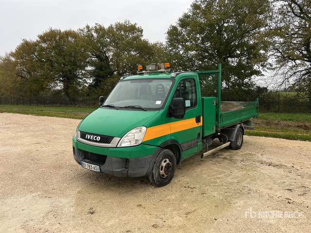 2011 Iveco Daily Camion Benne Dump Truck: Light Duty - قلابات: صور 1 2011 Iveco Daily Camion Benne Dump Truck: Light Duty - قلابات: صور 1