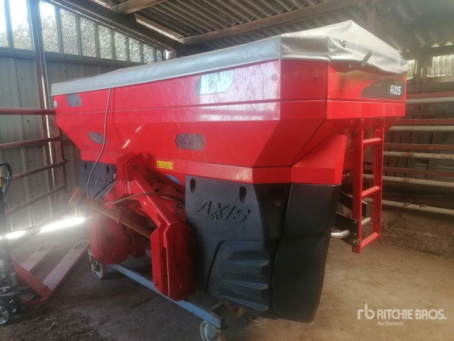 2011 Kuhn 50.1 W 36 m 3-Point 3000 gal Fertilizer Spreader - التقطيع جزازة/ ماكينات قطع الحشائش: صور 2 2011 Kuhn 50.1 W 36 m 3-Point 3000 gal Fertilizer Spreader - التقطيع جزازة/ ماكينات قطع الحشائش: صور 2