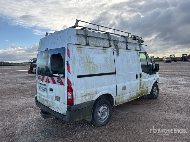 2012 Ford Transit 125T280 Vehicule Utilitaire (Inoperable) Cargo Van - الشاحنات الصغيرة: صور 3 2012 Ford Transit 125T280 Vehicule Utilitaire (Inoperable) Cargo Van - الشاحنات الصغيرة: صور 3
