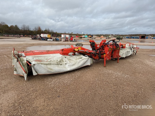 2012 Kuhn FC883 FF Lift Control 8800 mm 3-Point Hitch Faucheuse ... Mower Conditioner - جزازة: صور 1 2012 Kuhn FC883 FF Lift Control 8800 mm 3-Point Hitch Faucheuse ... Mower Conditioner - جزازة: صور 1