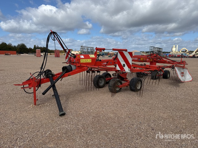2012 Kuhn GA 6002 6 m Semi-Mount 2 Rotor Andaineur Hay Rake - لمّامَة القش: صور 1 2012 Kuhn GA 6002 6 m Semi-Mount 2 Rotor Andaineur Hay Rake - لمّامَة القش: صور 1