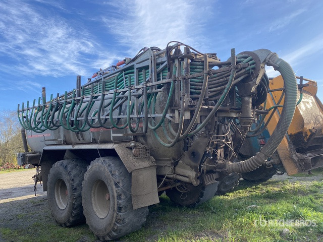 2012 Pichon TCI 18500 18500 L 15m Citerne A Lisier 2 ... Manure Tank - صهريج السماد السائل: صور 2 2012 Pichon TCI 18500 18500 L 15m Citerne A Lisier 2 ... Manure Tank - صهريج السماد السائل: صور 2