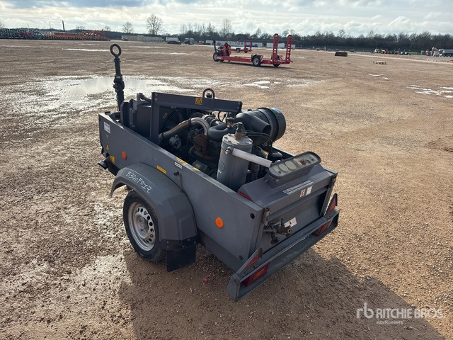 2013 Atlas Copco XAS87 Mobile Compresseur A Air (Inope ... Air Compressor - ضاغط الهواء: صور 2 2013 Atlas Copco XAS87 Mobile Compresseur A Air (Inope ... Air Compressor - ضاغط الهواء: صور 2