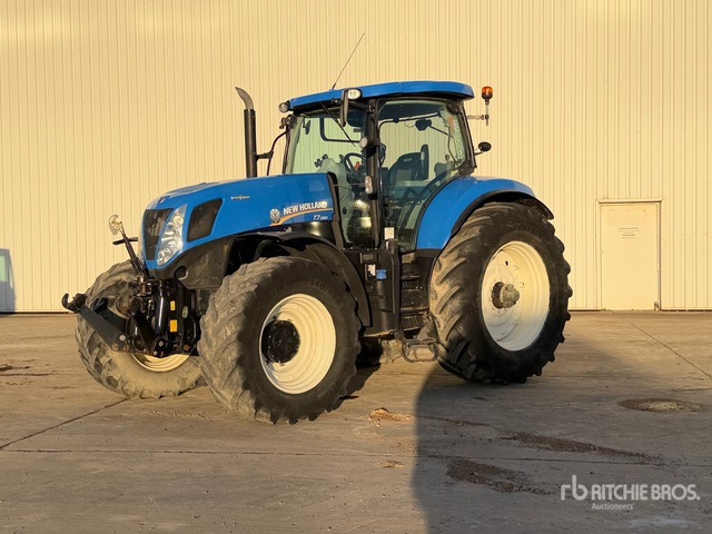 2013 New Holland T7.250 Auto Command 4x4 Tracteur Agricole 4WD Tractor - جرار: صور 1 2013 New Holland T7.250 Auto Command 4x4 Tracteur Agricole 4WD Tractor - جرار: صور 1