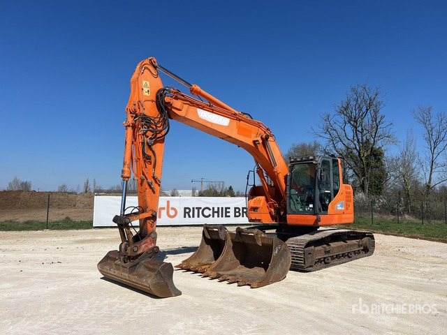 2014 Doosan DX235 LCR Pelle Sur Chenilles Tracked Excavator - حفارات زحافة: صور 2 2014 Doosan DX235 LCR Pelle Sur Chenilles Tracked Excavator - حفارات زحافة: صور 2