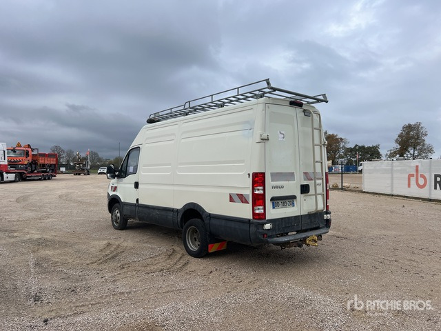 2014 Iveco Daily 35C13 Vehicule Utilitaire (Inoperable) Cargo Van - الشاحنات الصغيرة: صور 2 2014 Iveco Daily 35C13 Vehicule Utilitaire (Inoperable) Cargo Van - الشاحنات الصغيرة: صور 2