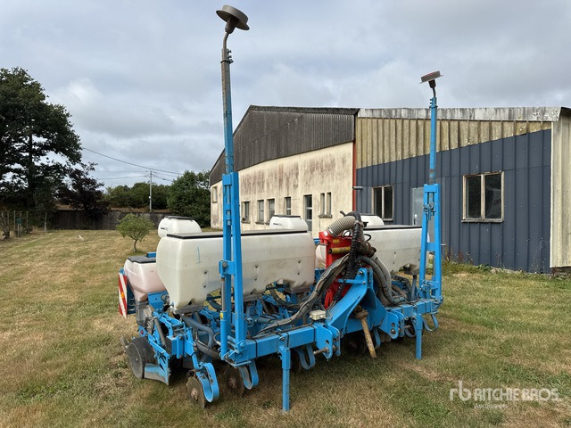 2014 Monosem NG Plus-6R 6 Row Semoir Monograine 6 Rangs Planter - وضع البذور فى خطوط: صور 2 2014 Monosem NG Plus-6R 6 Row Semoir Monograine 6 Rangs Planter - وضع البذور فى خطوط: صور 2